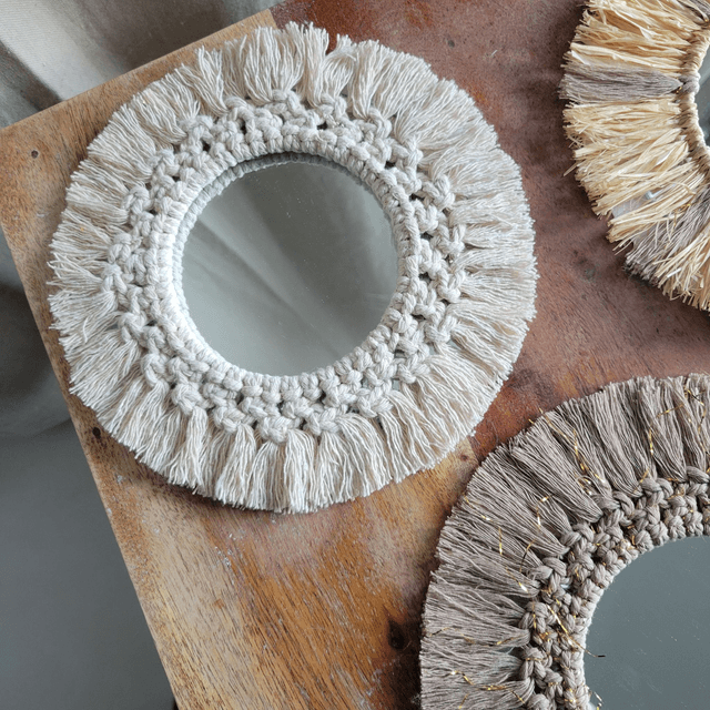   Petits miroirs.