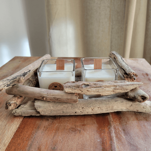 Bougeoir en bois flotté et bougies naturelles 