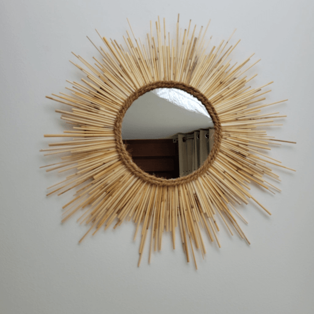 Miroir en roseau naturel