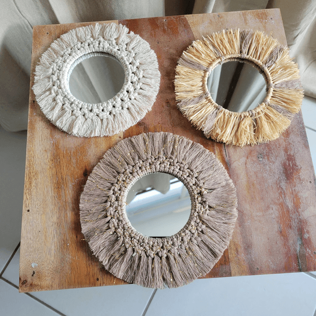   Petits miroirs.